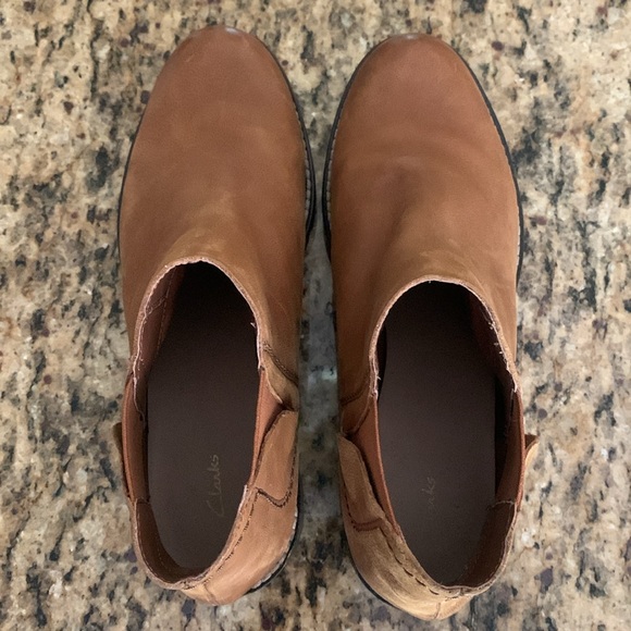 Clarks - Picture 6 of 7